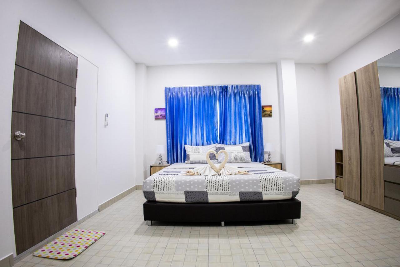 Grand View Premium Hotell Patong Exteriör bild