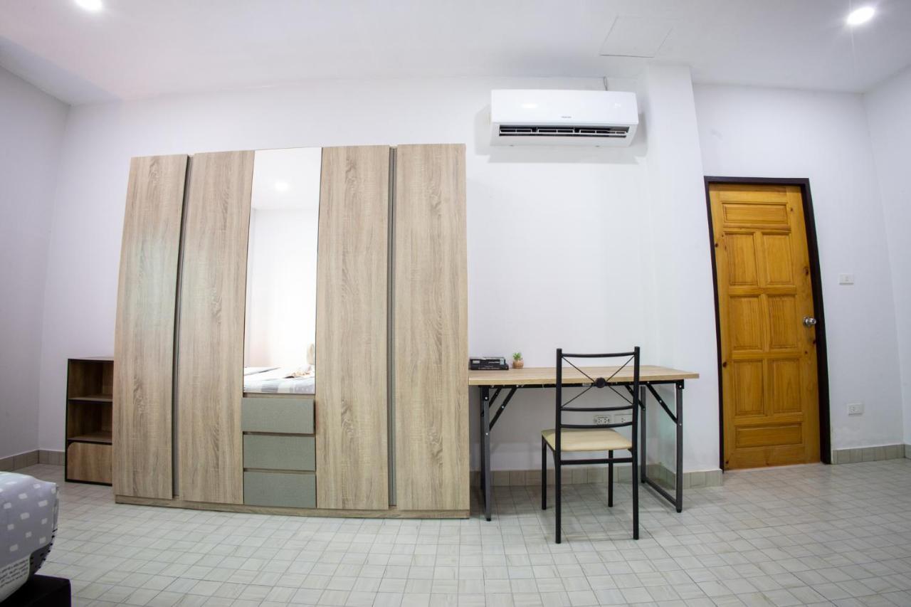 Grand View Premium Hotell Patong Exteriör bild