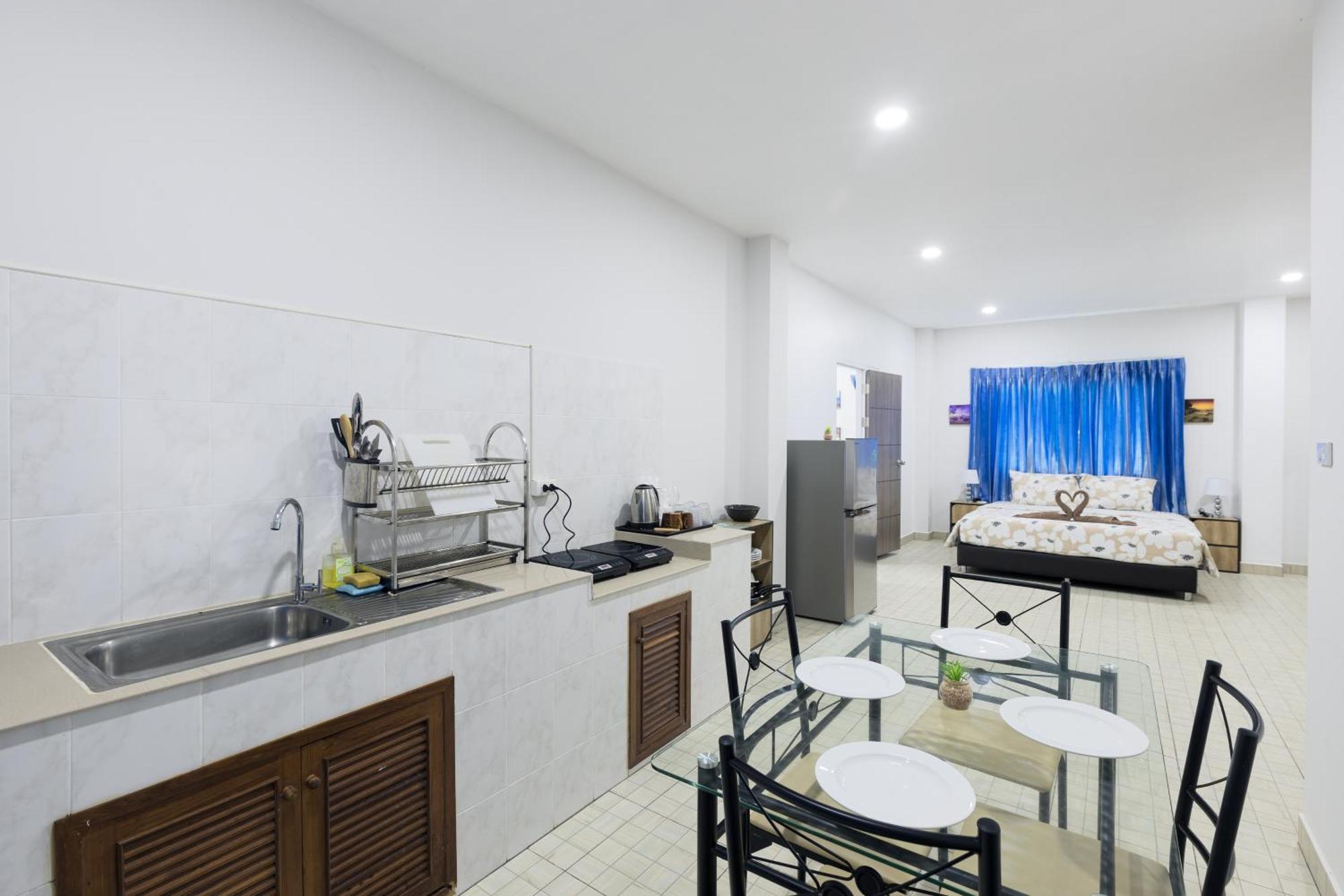 Grand View Premium Hotell Patong Exteriör bild